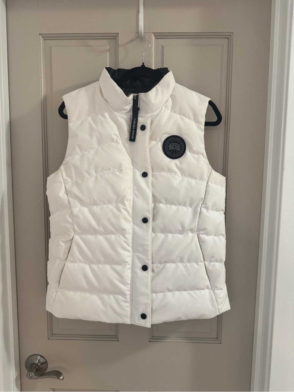 Canada Goose off white Freestyle Vest with Black Label